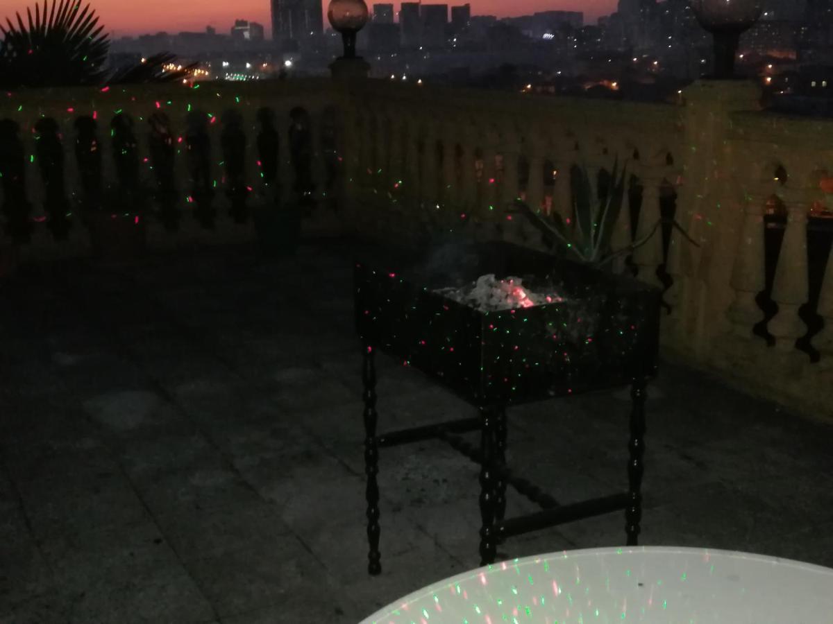 Деревянный Котеж The 1 С Выдом На Город Batumi Bagian luar foto